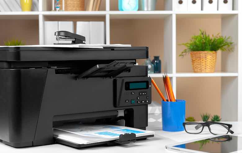 Fax do biura – jak wybrać maszynę faksującą do firmy?