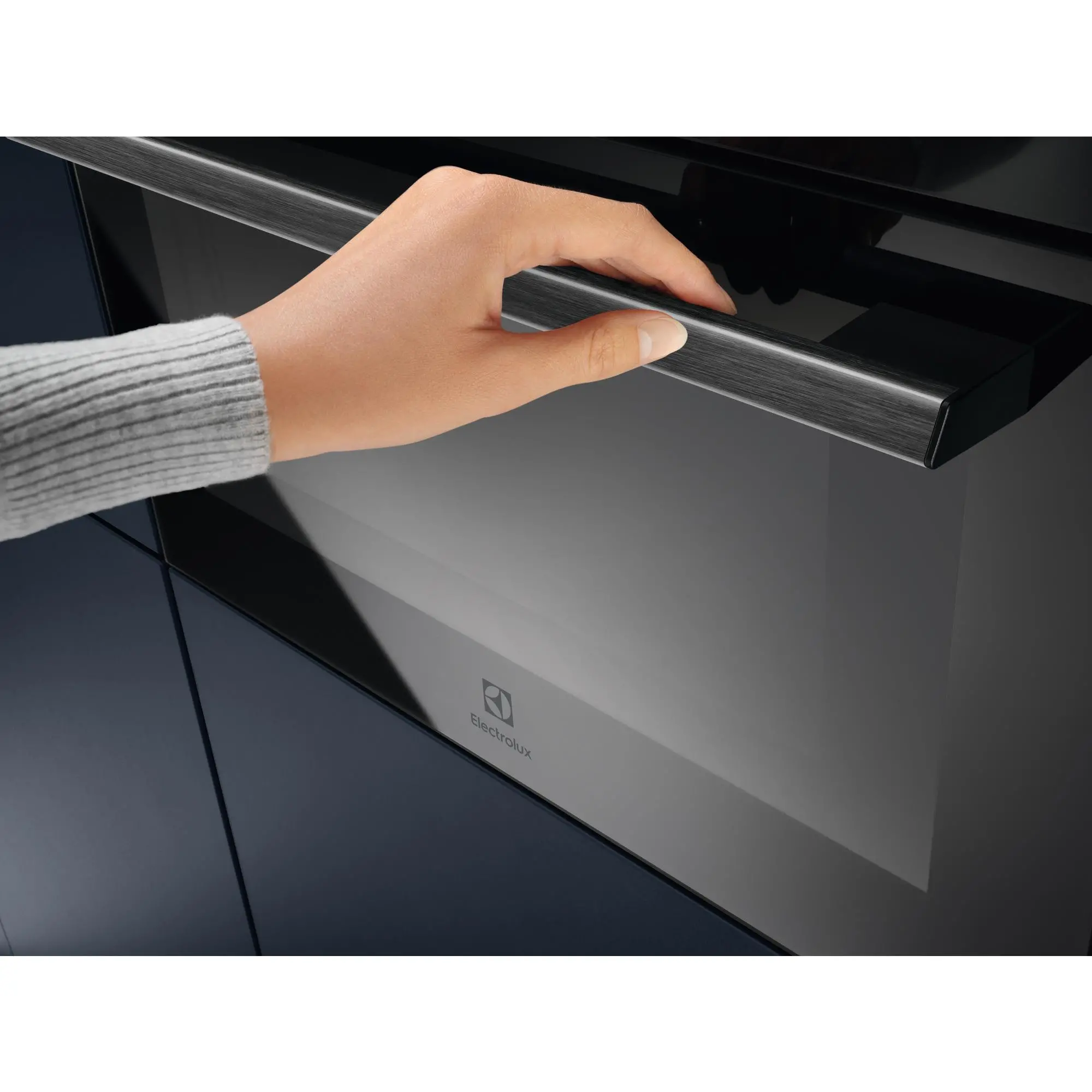 Kuchenka mikrofalowa Electrolux EVM6E46Z Grill