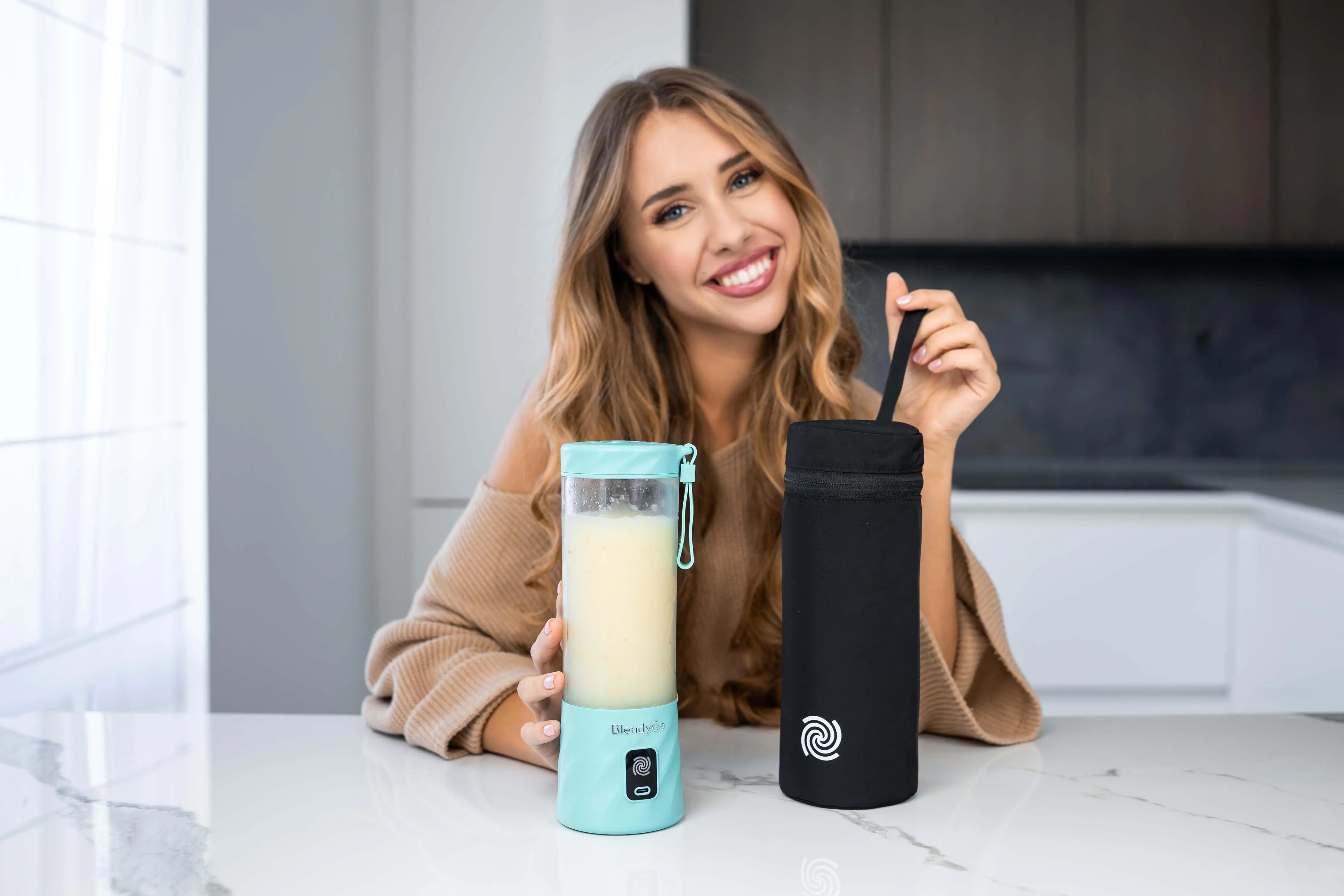 Blender kielichowy BlendyGo 3 Bezprzewodowy 0,55l Miętowy