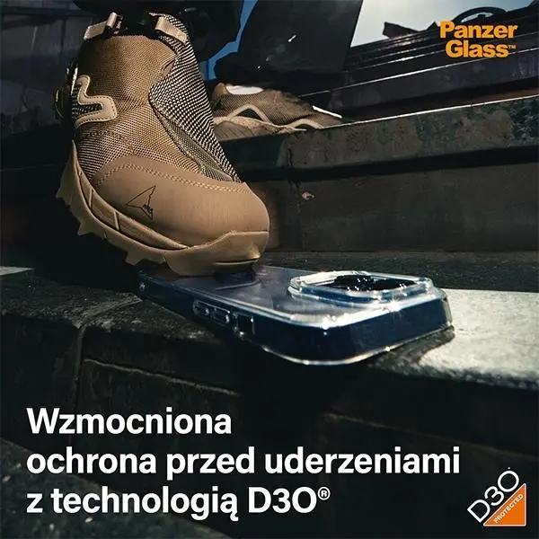 Etui PanzerGlass HardCase do iPhone 15 Pro Max Przezroczysty