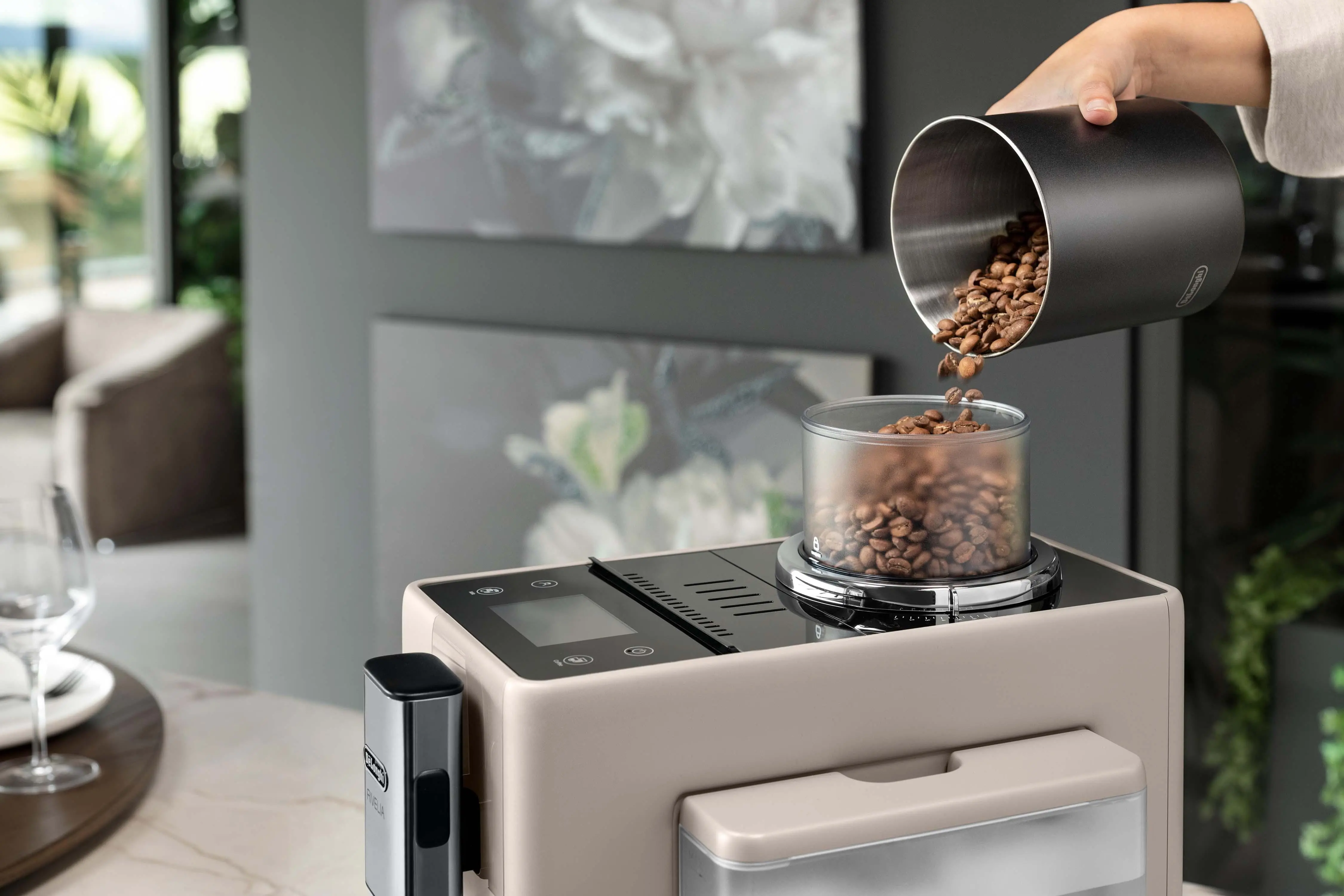 Ekspres DeLonghi Rivelia EXAM440.55BG
