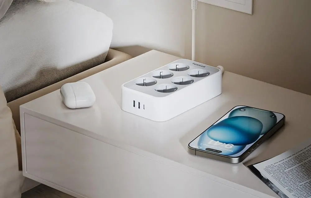 Listwa Tessan TS-PS02DE00 6 gniazd 2x USB-A 1x USB-C 2m Biały
