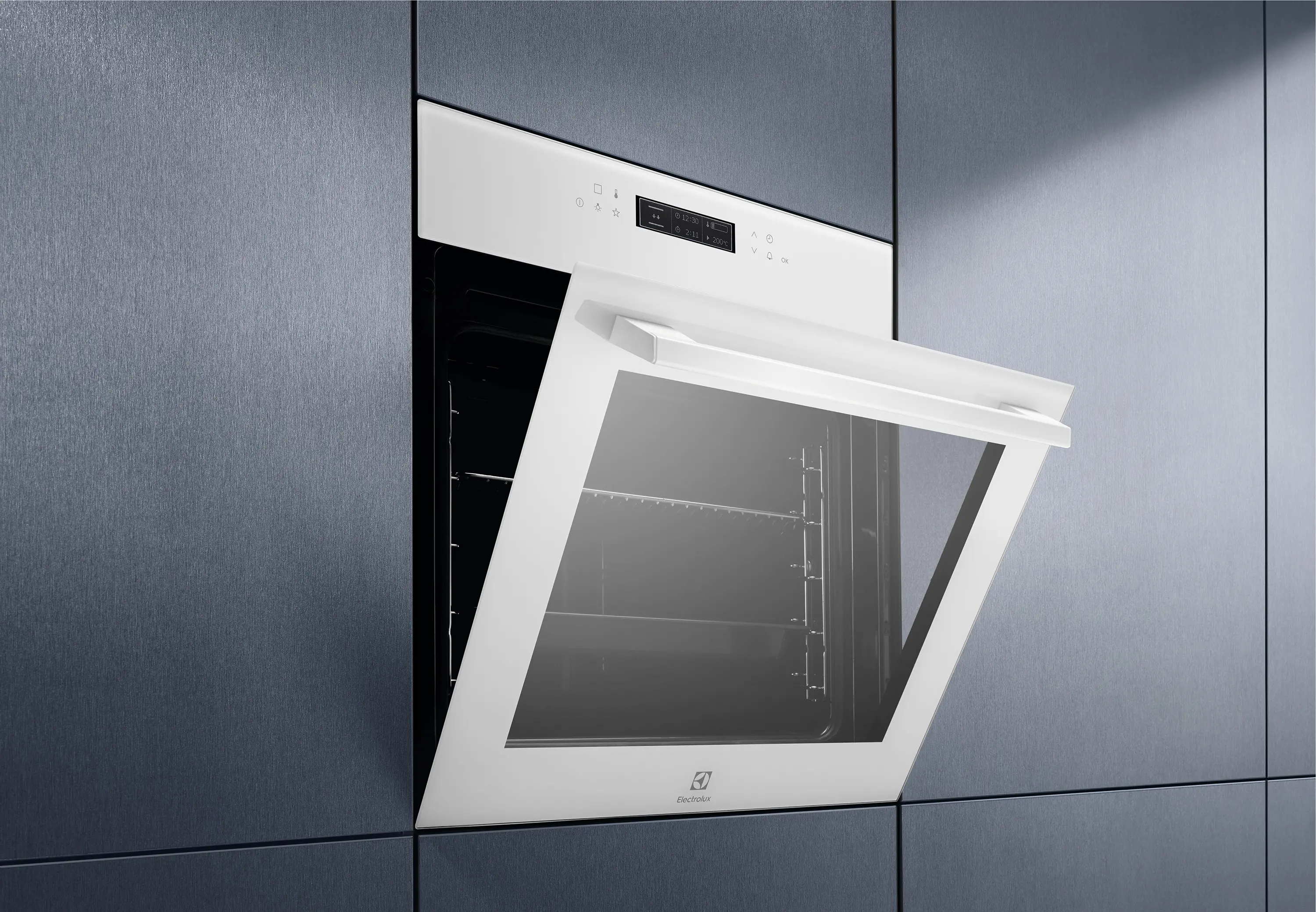 Piekarnik elektryczny Electrolux 700 SenseCook EOE7F31V Termoobieg Termosonda Biały