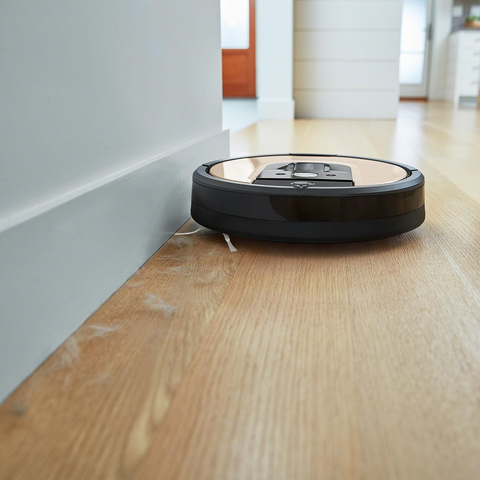 Robot sprzątający iRobot Roomba 966 - powrót do bazy i ładowanie