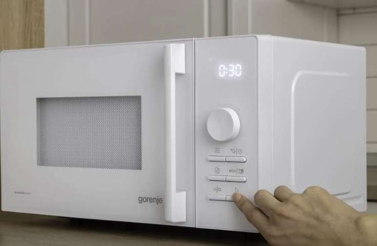 фото Микроволновка Gorenje MO20A3W5 3