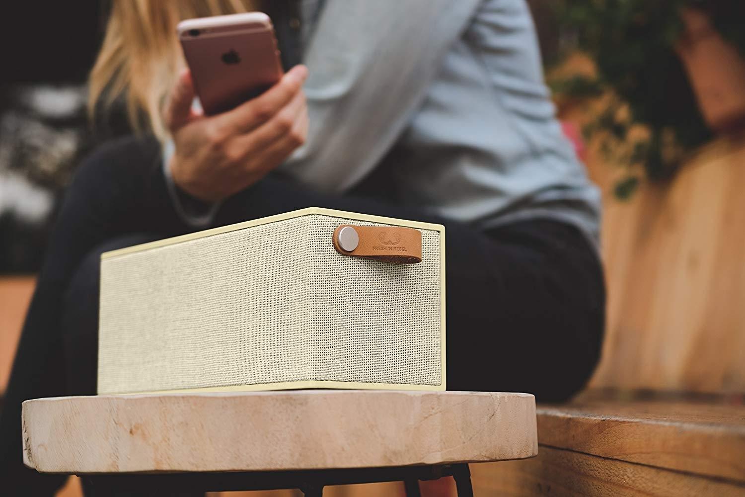 Głośnik Bluetooth Fresh 'n Rebel Rockbox Brick XL Fabriq Edition (buttercup)