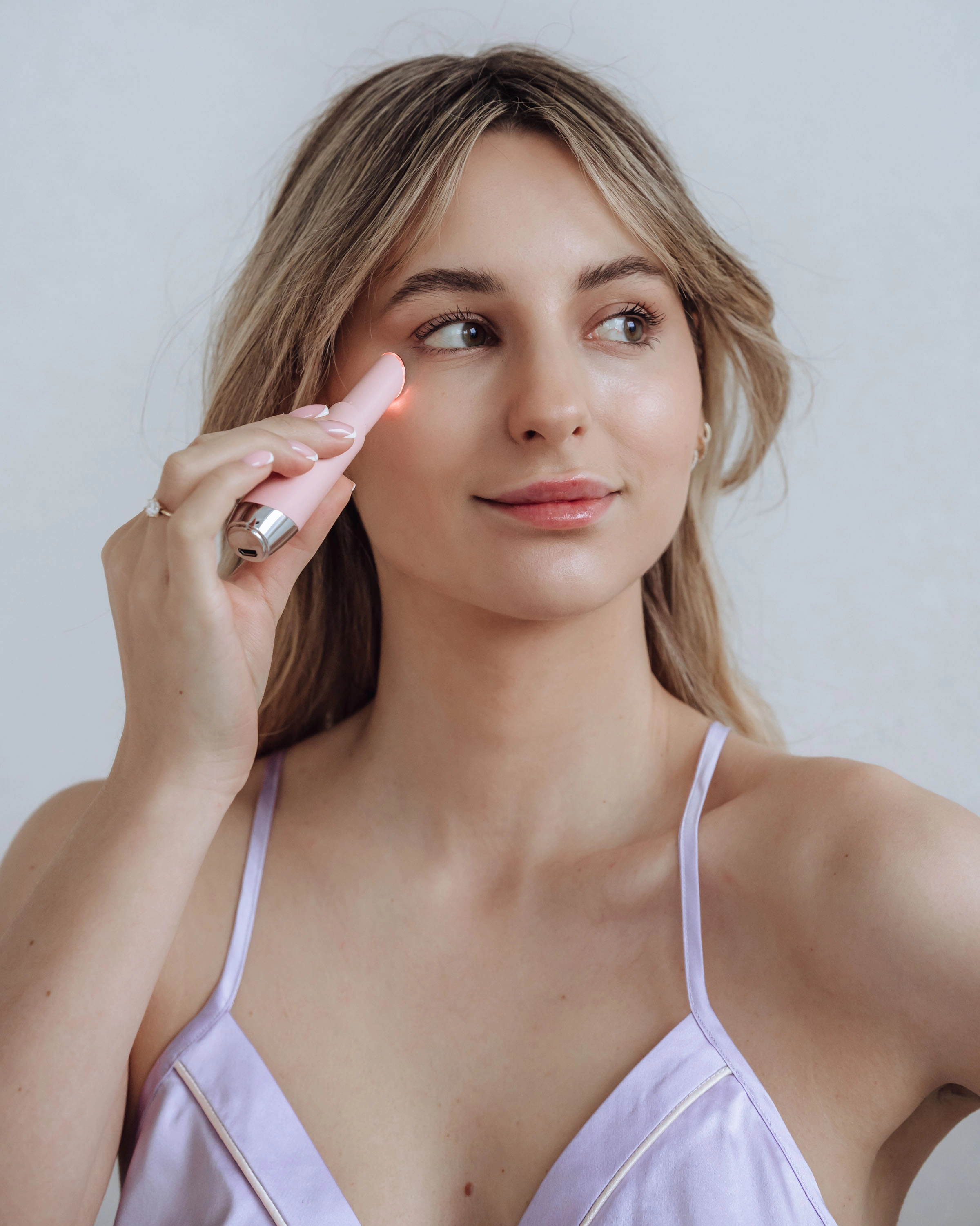 Masażer okolic oczu i ust Beautifly B-Blink Blush