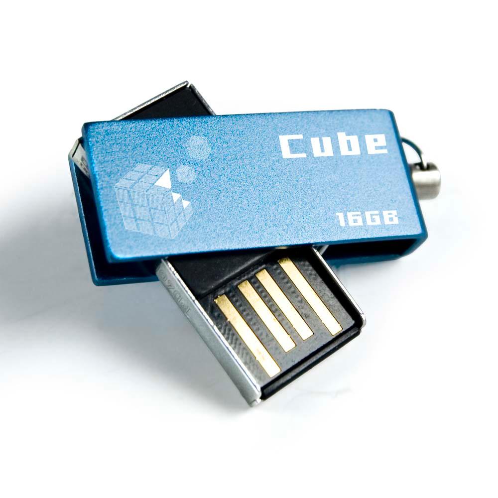 PenDrive GoodRam UCU2 16GB USB 2.0 (niebieski)