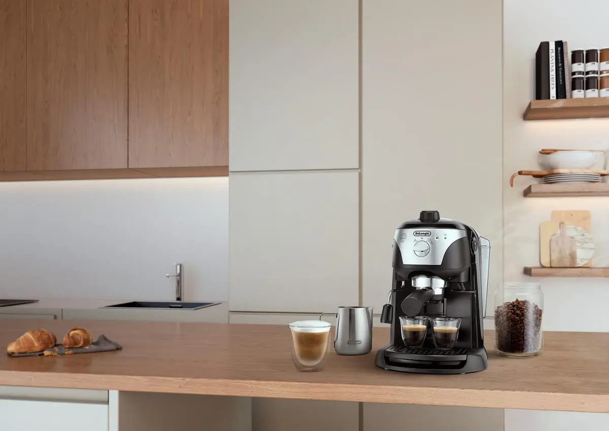 Ekspres DeLonghi EC 221.B