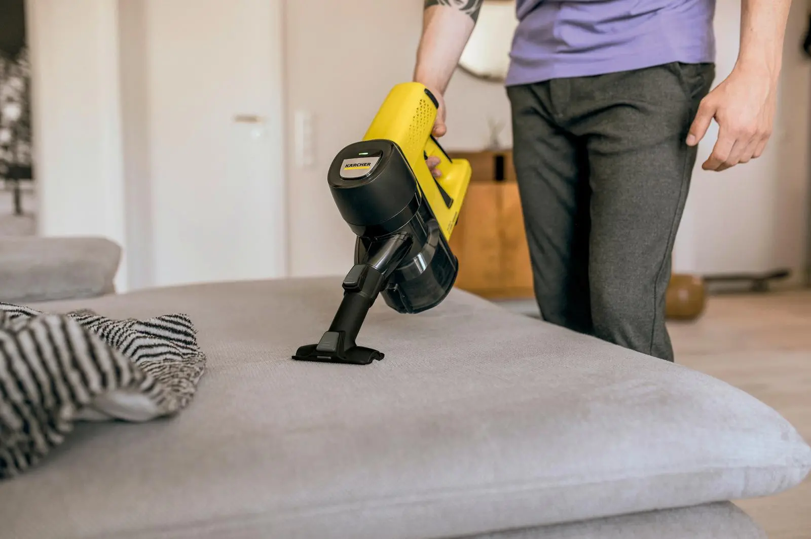 Odkurzacz Karcher VC 4 Cordless myHome 30min Wymienny akumulator