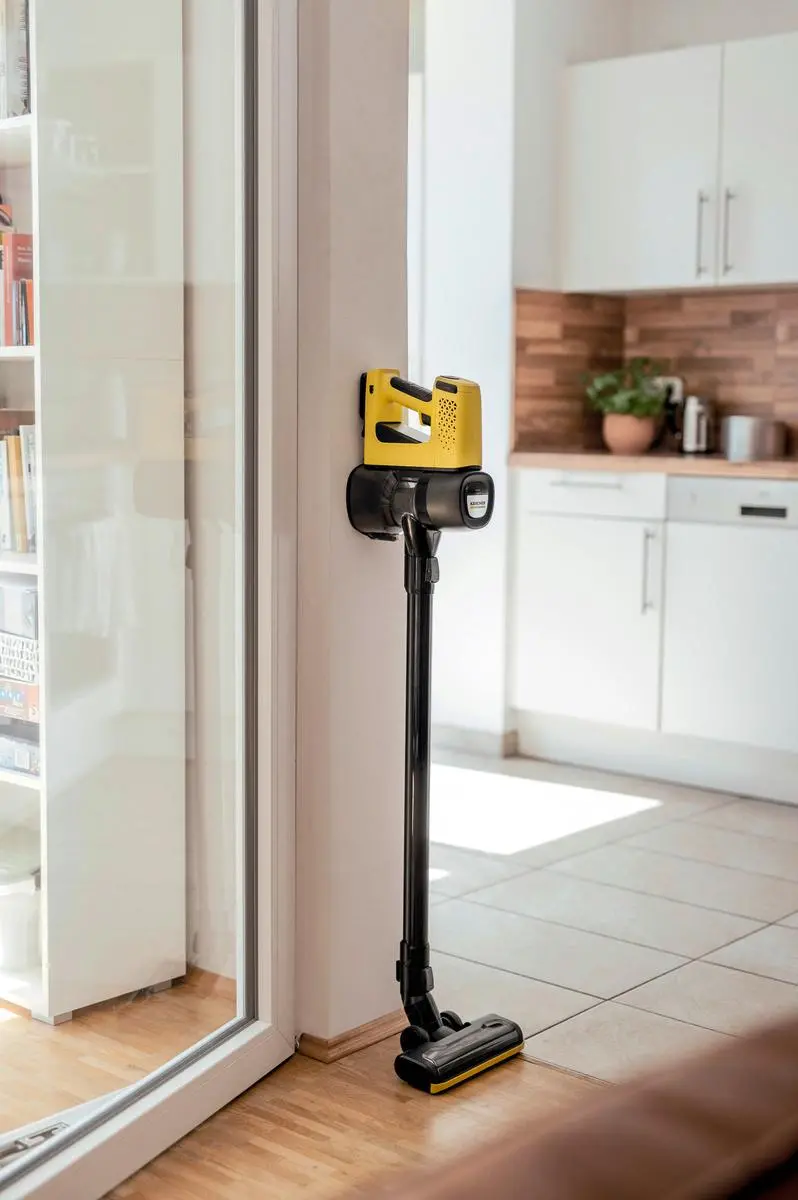 Odkurzacz Karcher VC 4 Cordless myHome 30min Wymienny akumulator