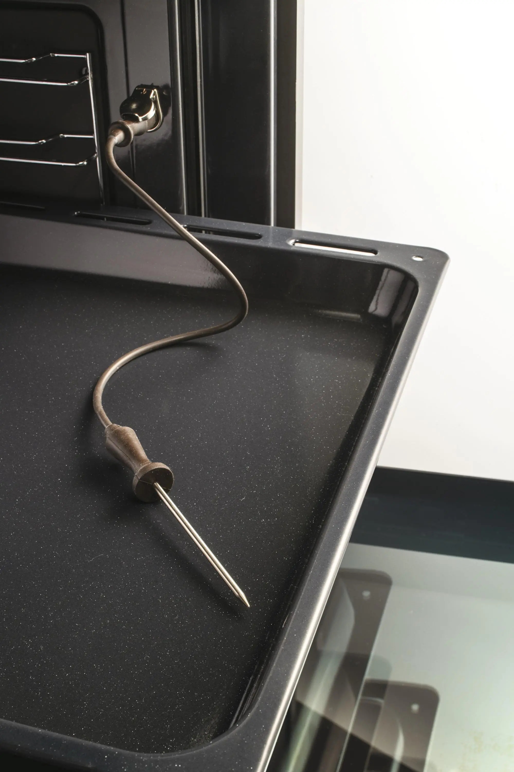 Piekarnik elektryczny Haier I-Touch 6 HWO60SM6T5BH Termoobieg Termosonda Zdalne sterowanie Czarny