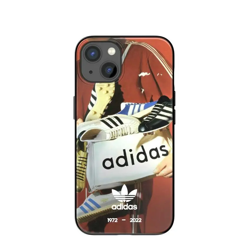 Etui Adidas Snap case 50 Years 1972-2022 do iPhone 13 Czarny