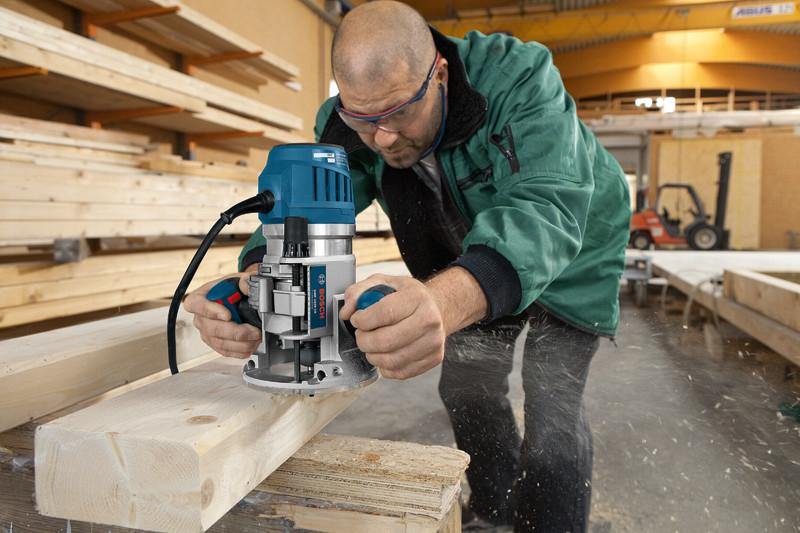 Frezarka górnowrzecionowa Bosch Professional GMF 1600 CE