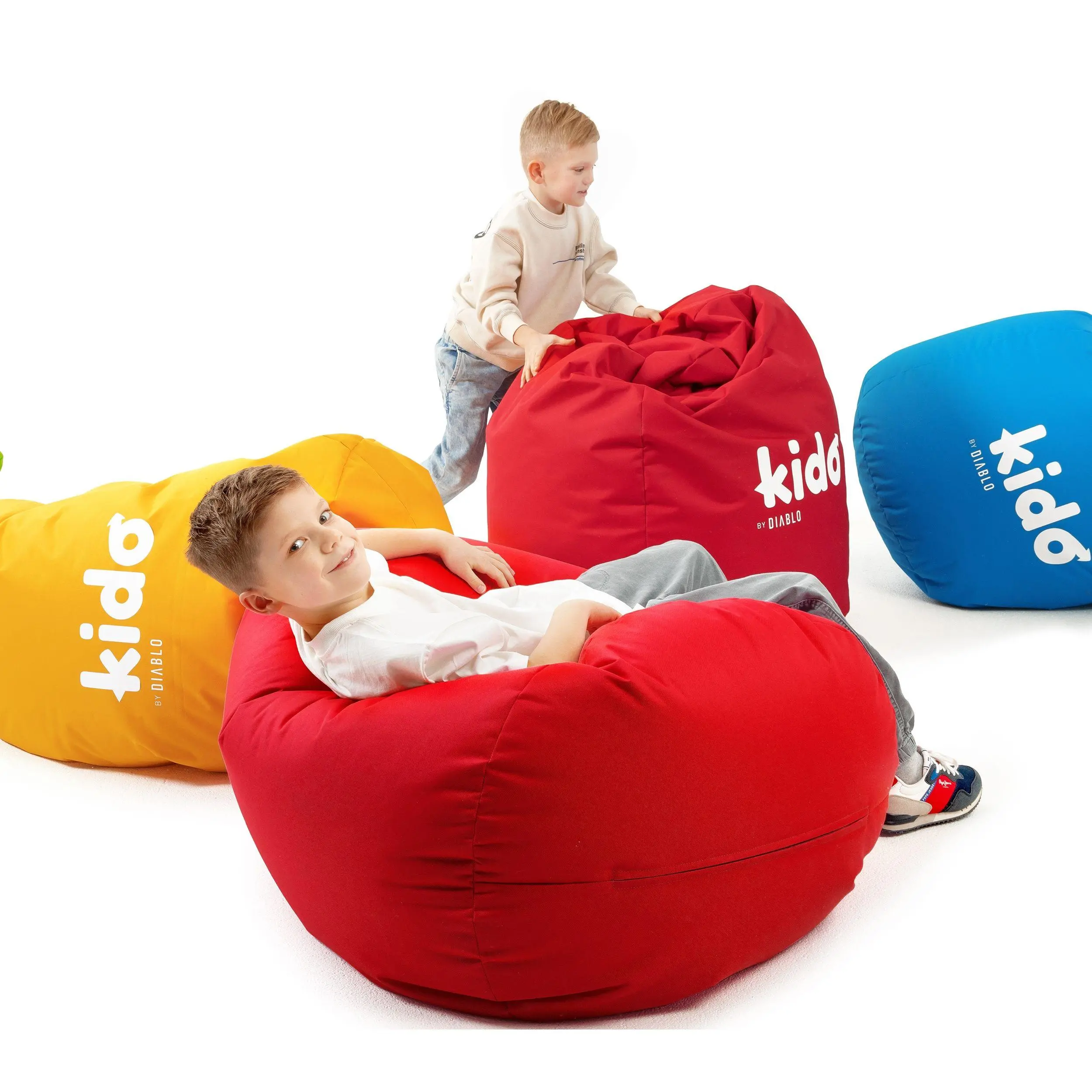 Pufa dla dzieci Diablo Chairs KIDO Tkanina Czerwony