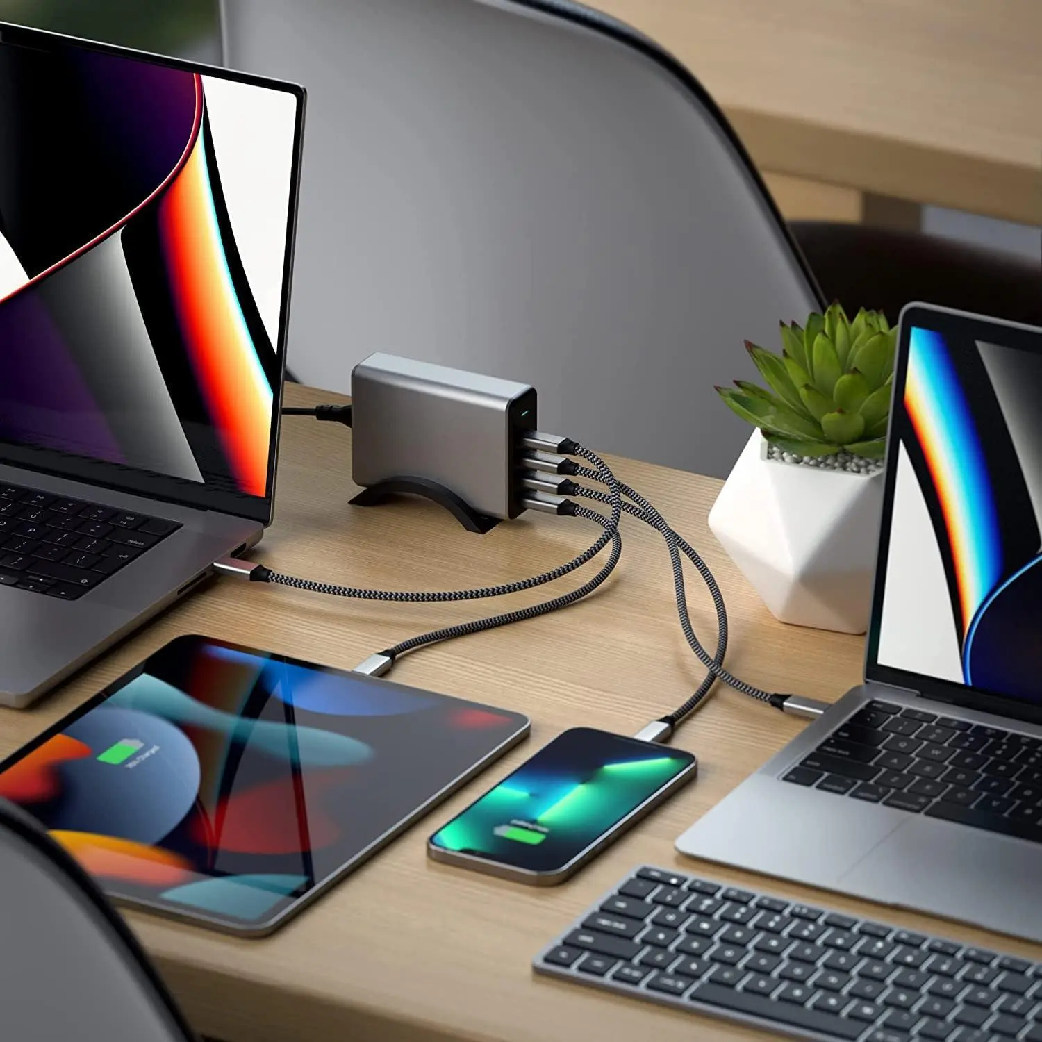 Ładowarka sieciowa Satechi ICSTUC165GMEU, 4x USB-C, 165W, GaN dla MacBook, iPad, iPhone