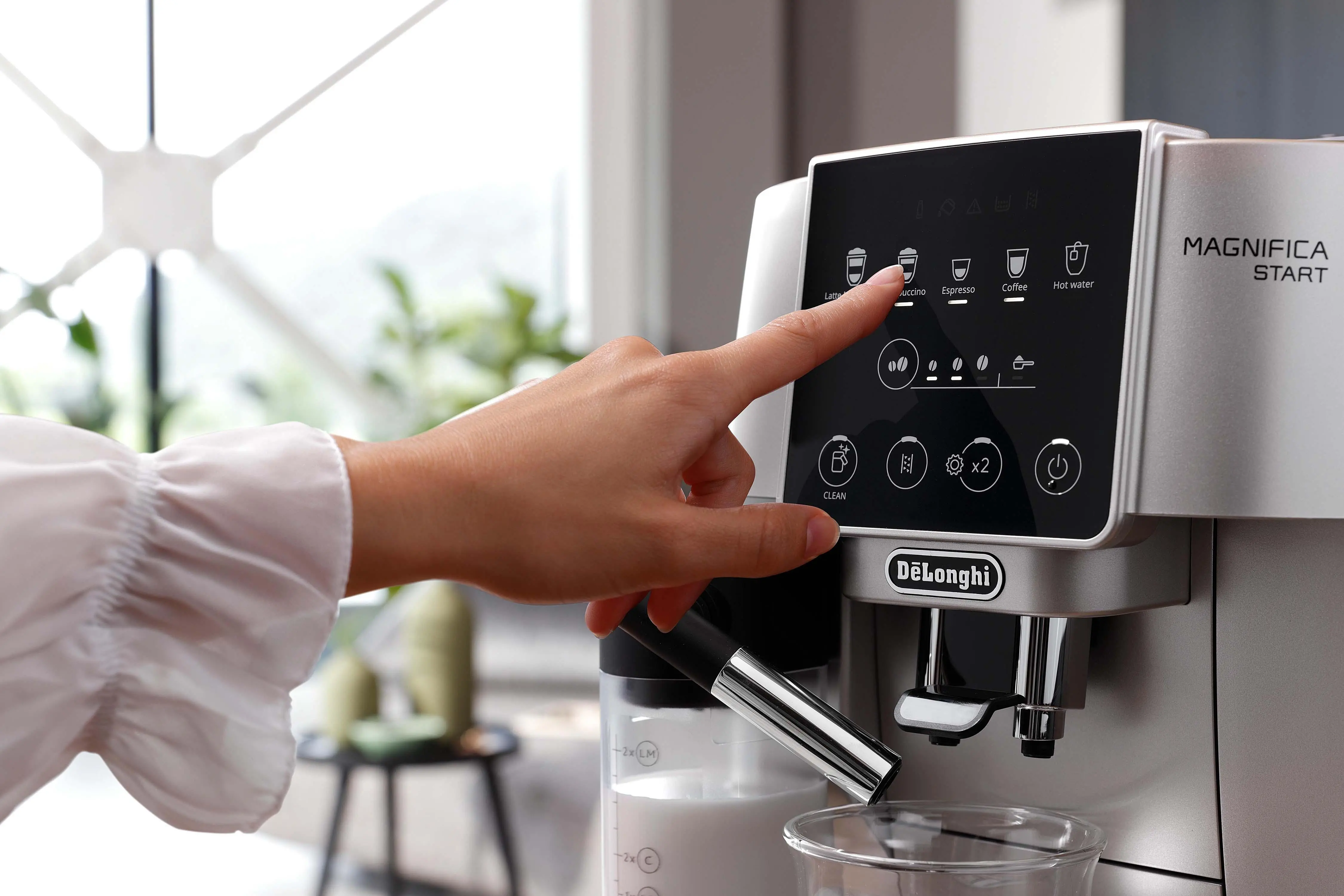Ekspres DeLonghi Magnifica Start ECAM220.80.SB