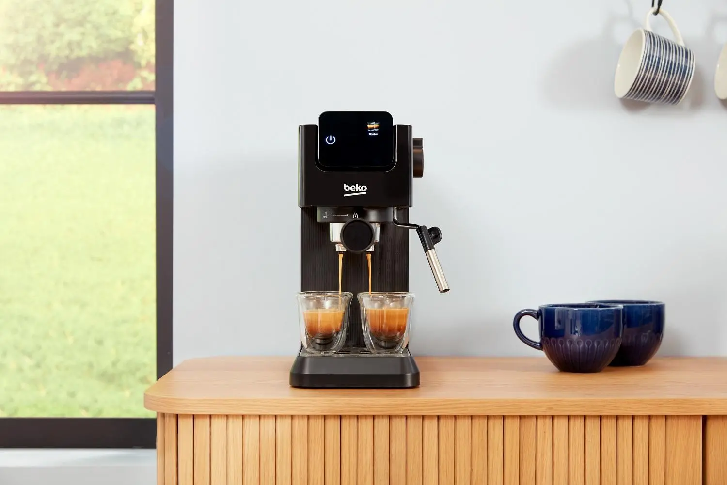 Ekspres Beko CaffeExperto CEP5302B