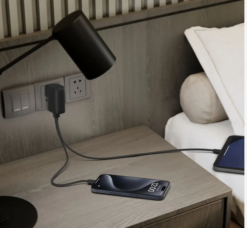 Powerbank Belkin BPZ003BT1MBK-B6 5000mAh Czarny Hybrydowa ładowarka 25W + Zestaw adapterów podróżnych