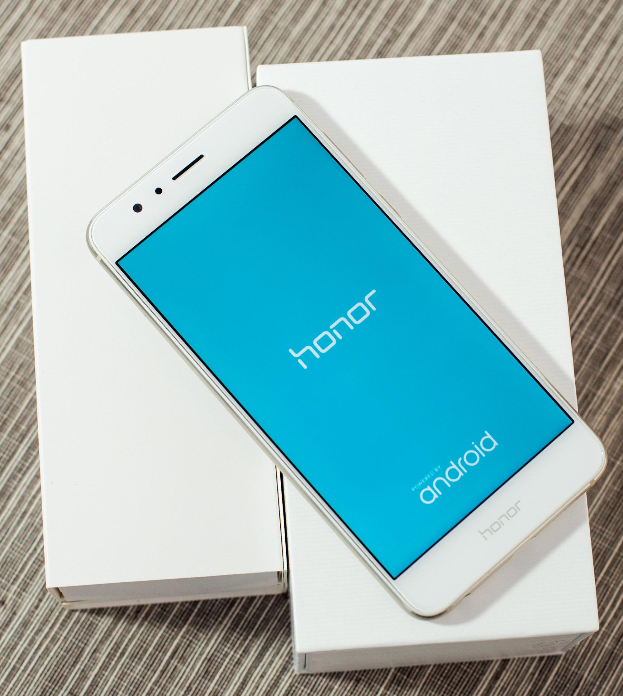 Smartfon Honor 8 Dual Sim (perłowy biały)