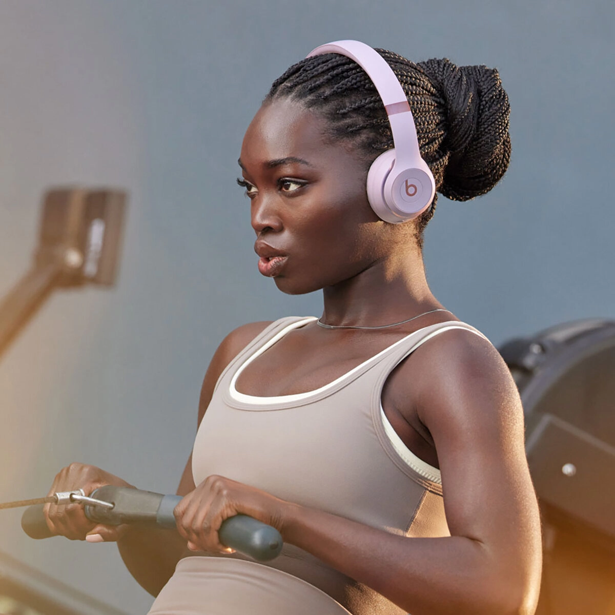 Słuchawki bezprzewodowe Beats Solo 4 Nauszne Bluetooth 5.3 Matowy Pudrowy