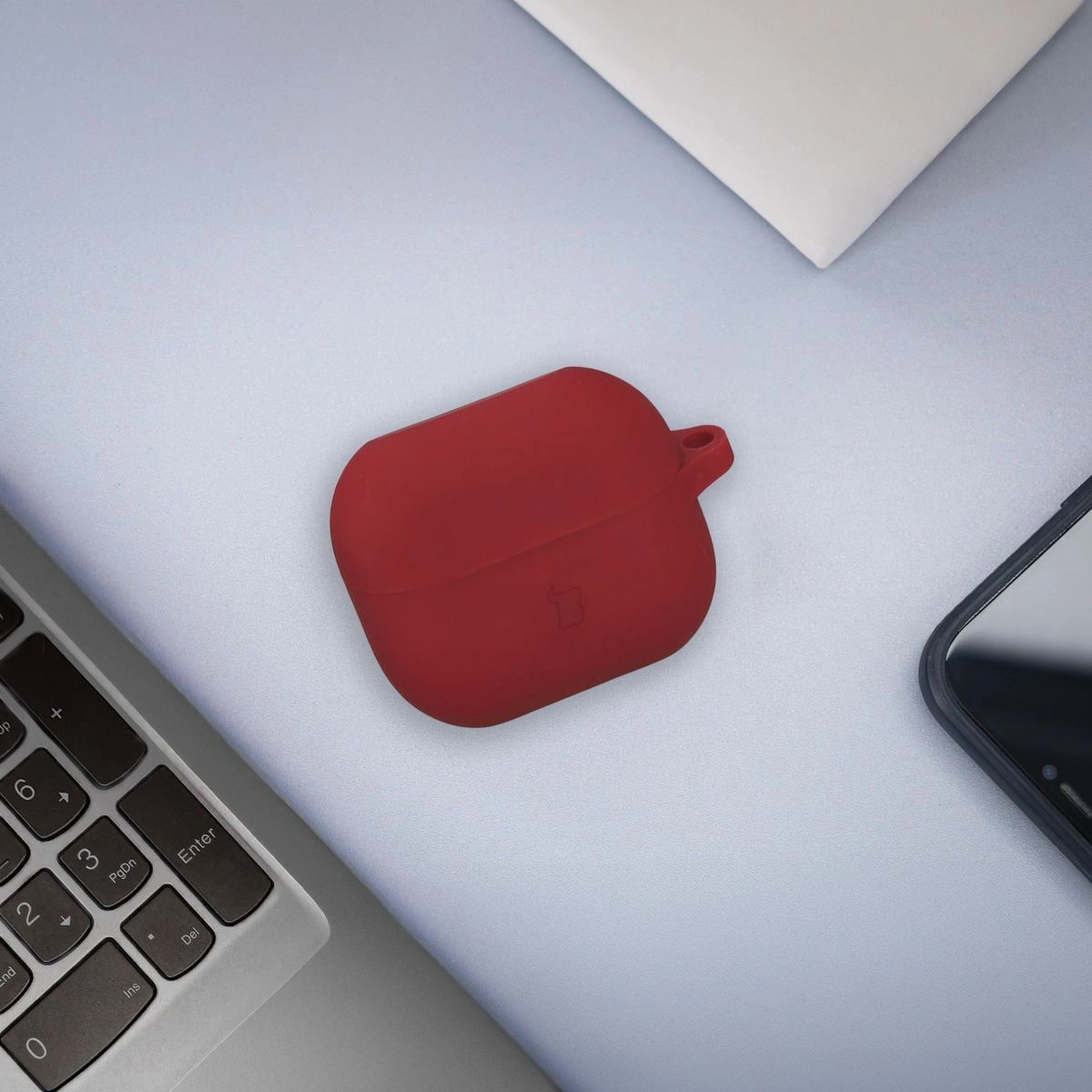 Etui na słuchawki Bizon Silikonowe z karabińczykiem do Samsung Galaxy Buds 3/3 Pro Burgundowy