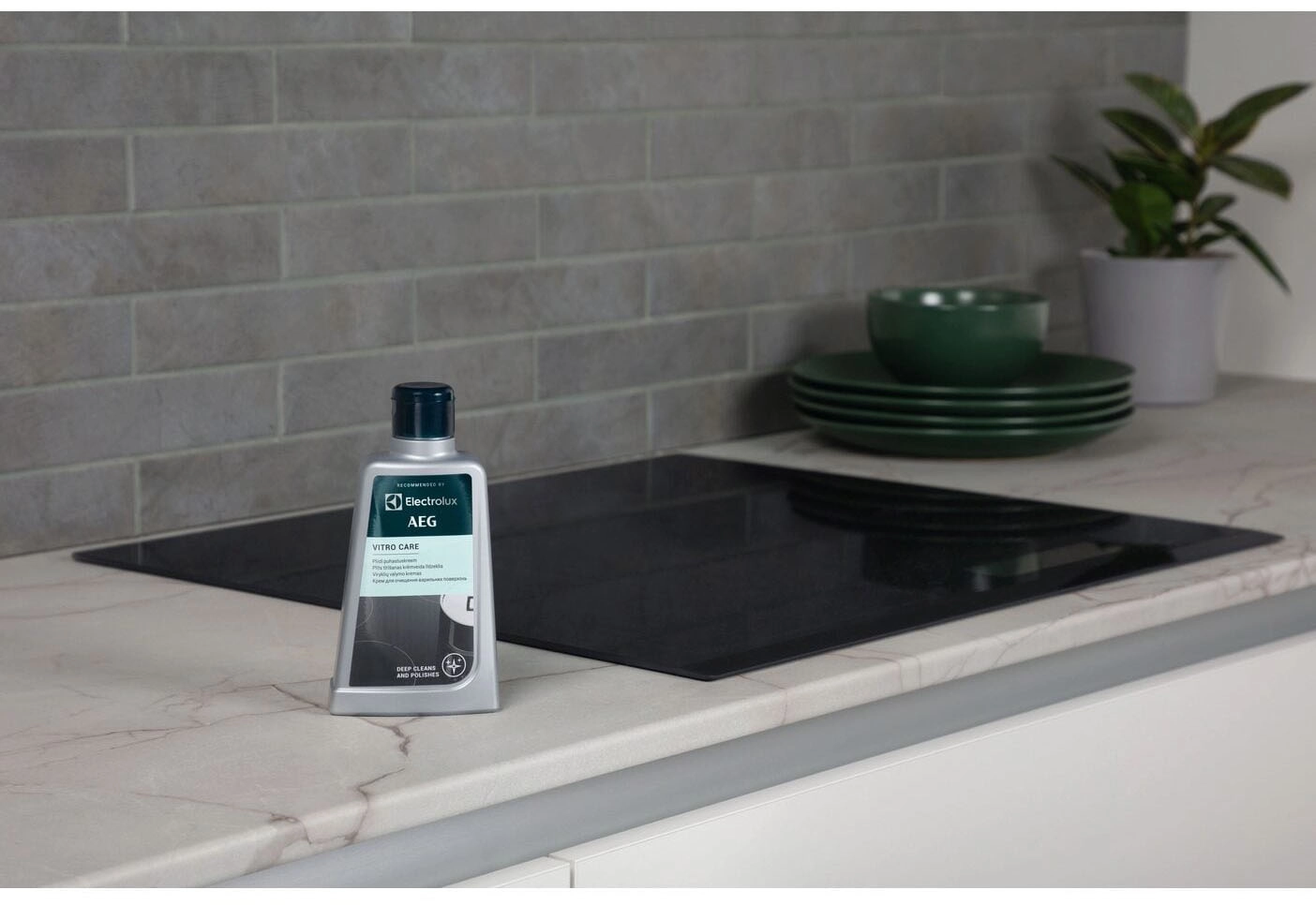 Produkt czyszczący Electrolux mleczko do płyt ceramicznych M3HCC301 300ml