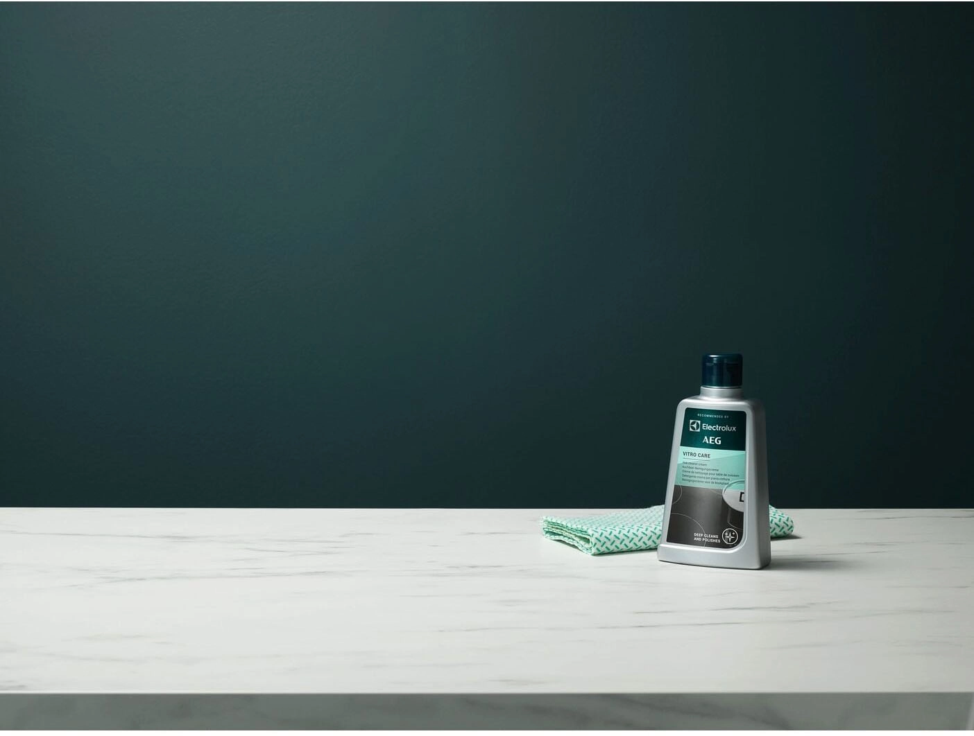 Produkt czyszczący Electrolux mleczko do płyt ceramicznych M3HCC301 300ml