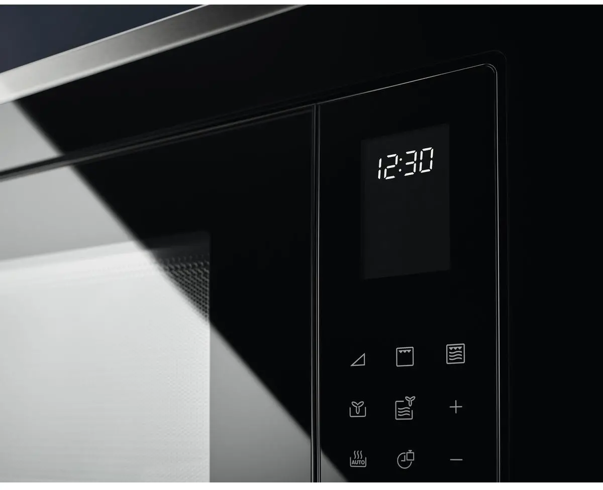 Kuchenka mikrofalowa Electrolux LMS4253TMX Grill