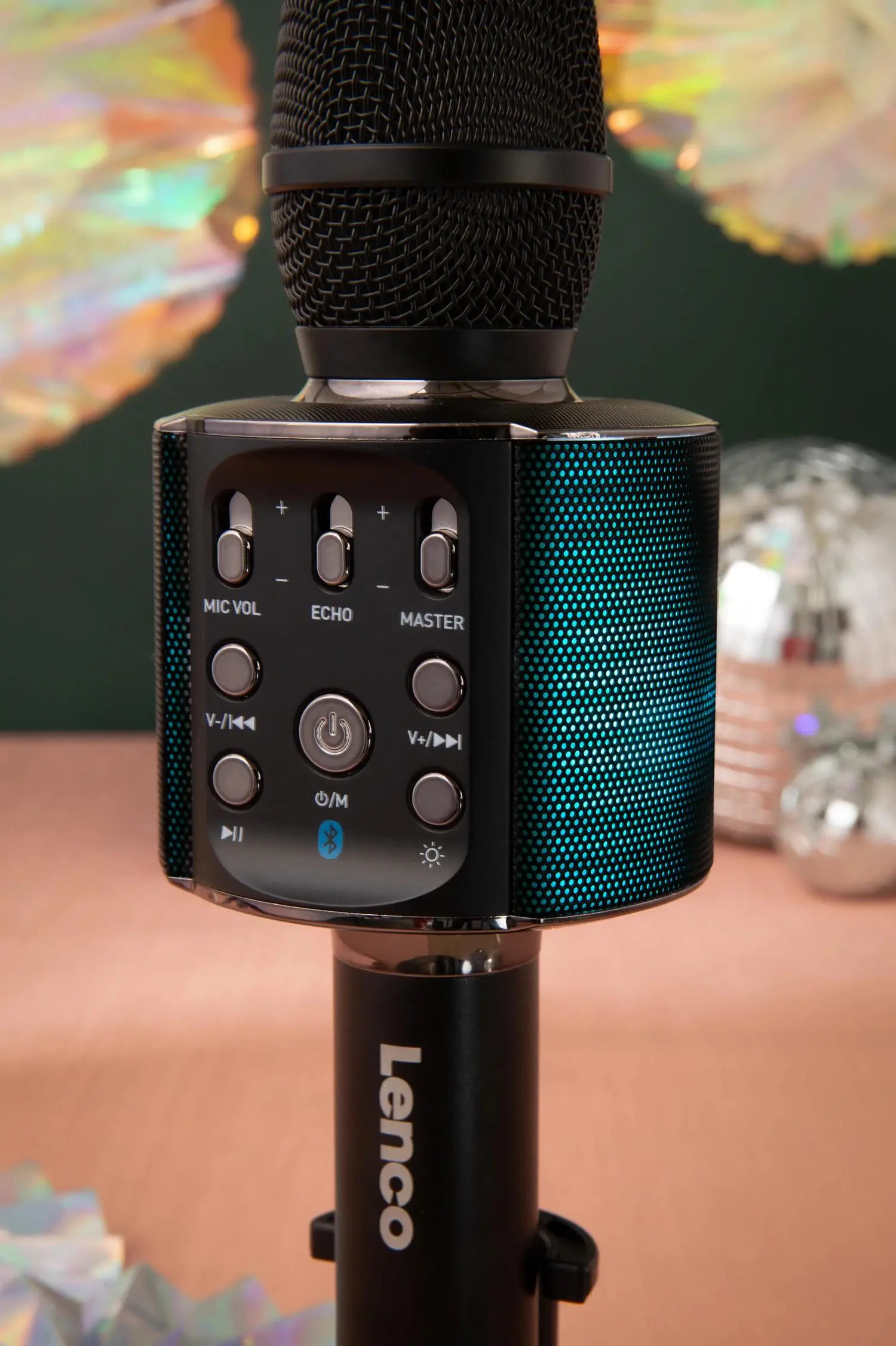 Mikrofon z głośnikiem Bluetooth Lenco BMC-090 5W Czarny