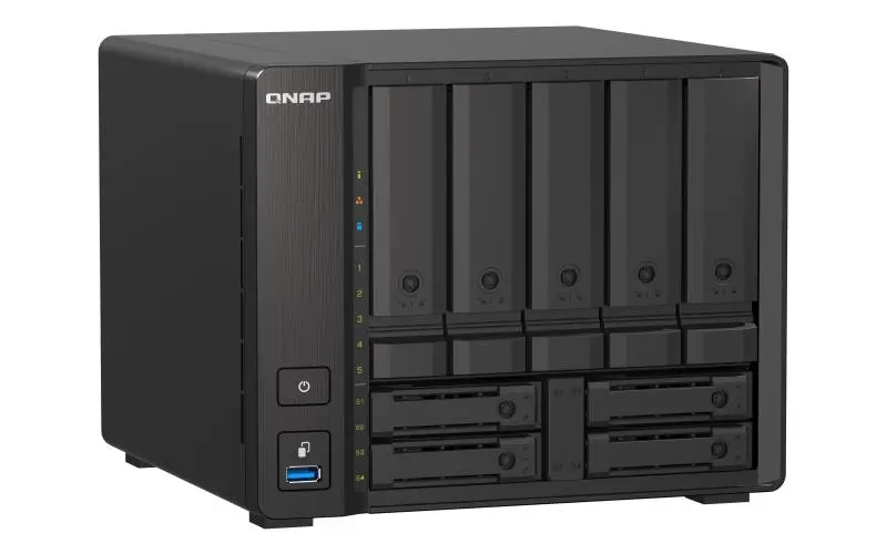 Dysk sieciowy QNAP TS-H973AX-8G Czarny