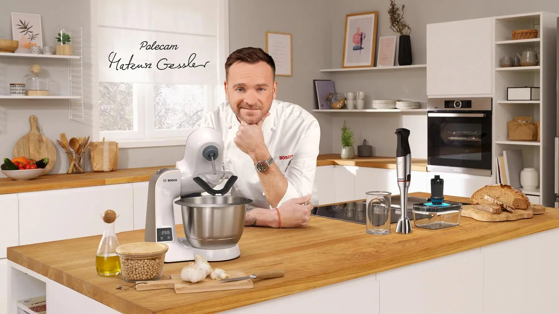 Robot kuchenny Bosch MUMS2VM00 Silnik 900W Kompaktowe wymiary