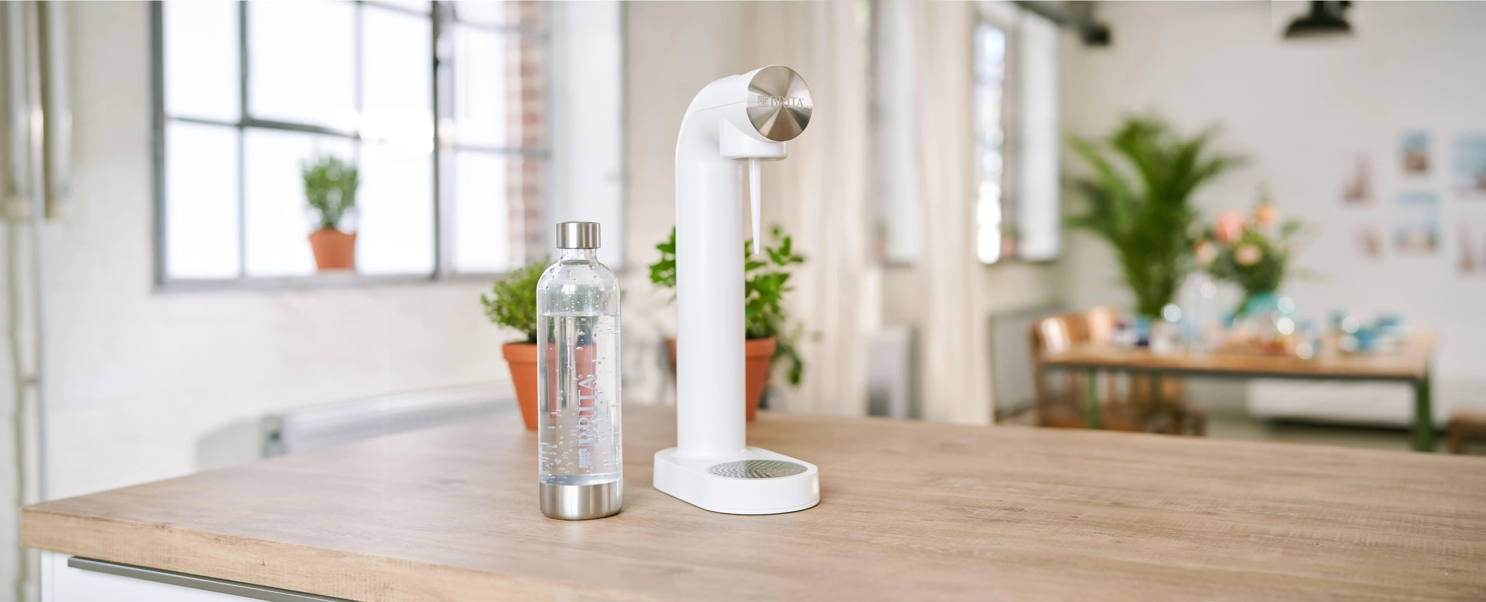 Saturator Brita SodaOne Biały