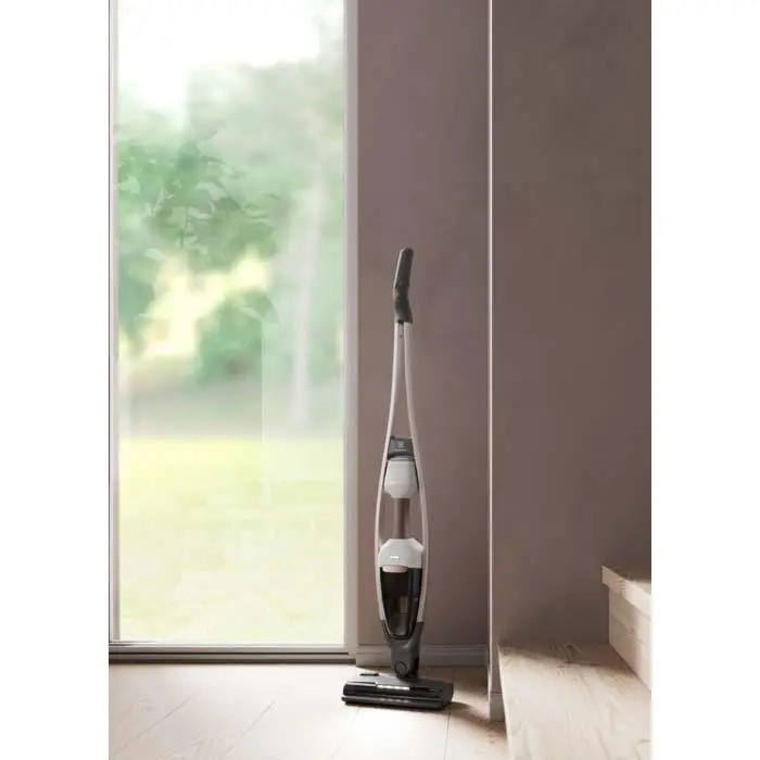 Odkurzacz Electrolux Pure 600 Wet ES62P25WET 40min Funkcja mycia