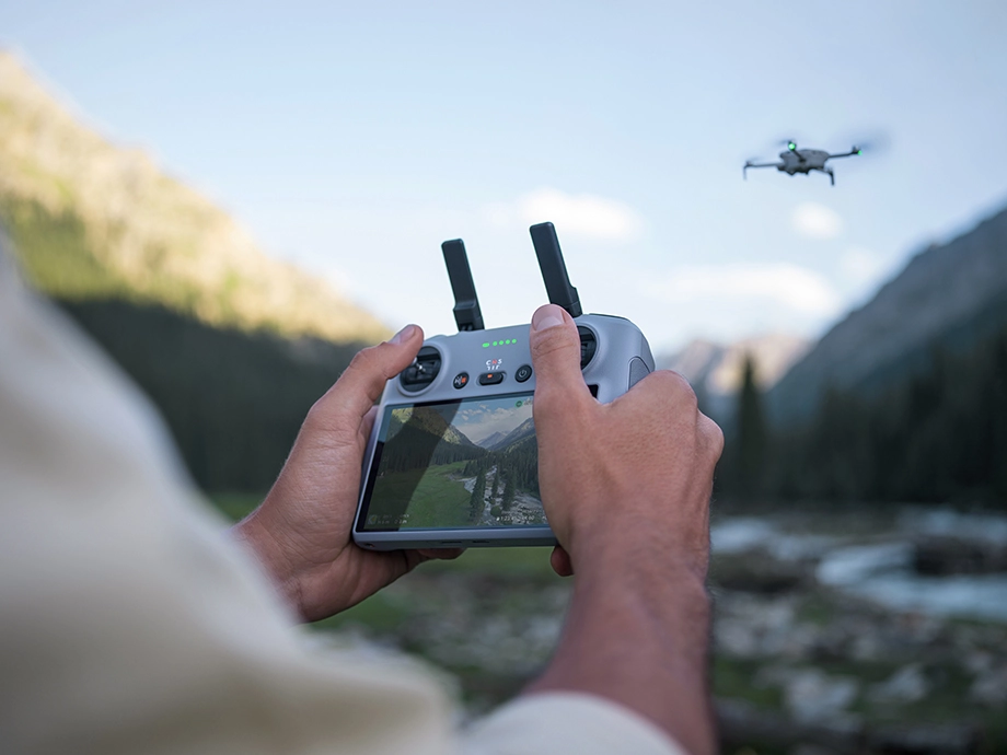 Dron DJI Mini 4 Pro RC-N2