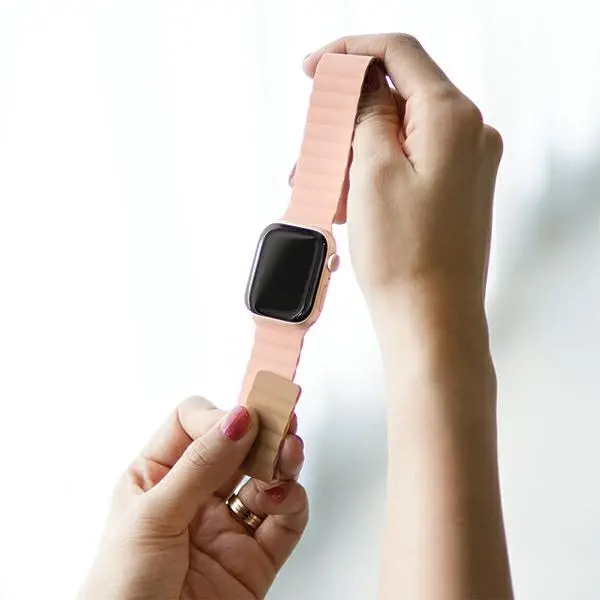 Pasek Araree Silicone Link do Apple Watch 38/40/41mm Czarno-szary