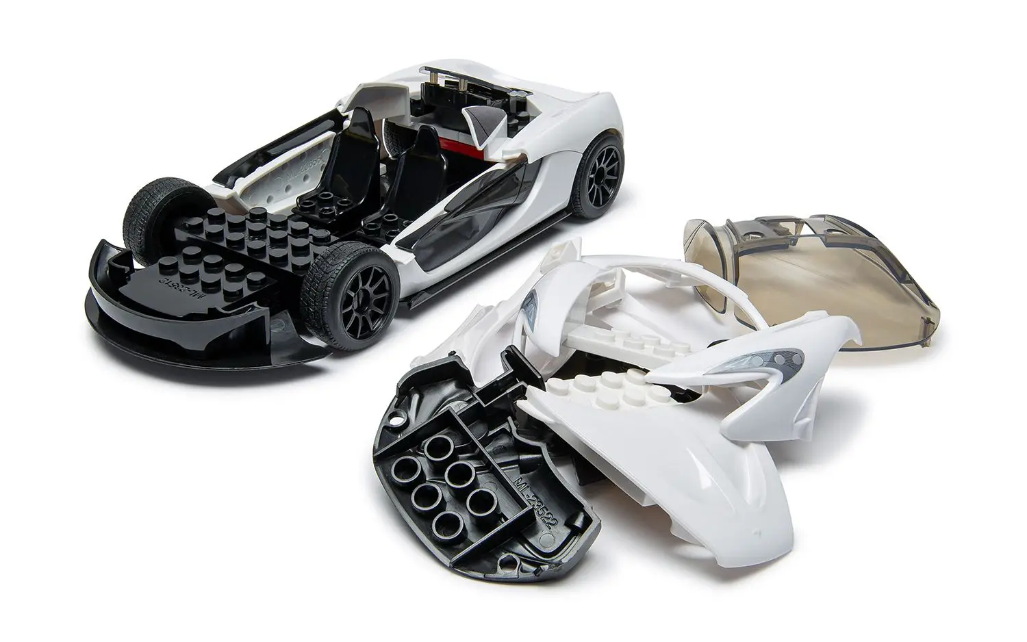 Model do składania Airfix J6028 Quickbuild - McLaren P1 White