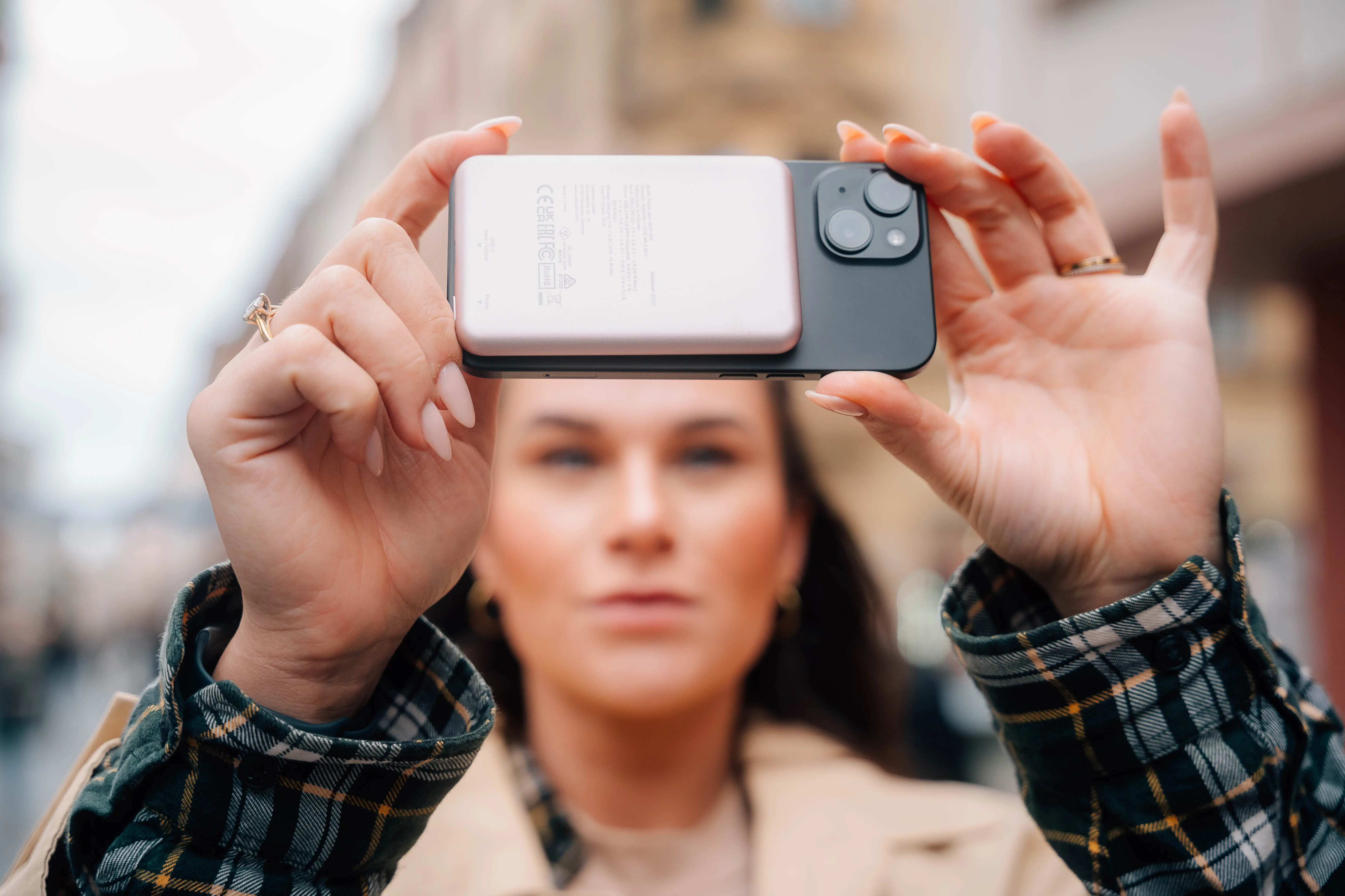 Powerbank Verbatim Charge 'n' Go Magnetic Wireless 10000mAh PD 20W QC3.0 Różowy