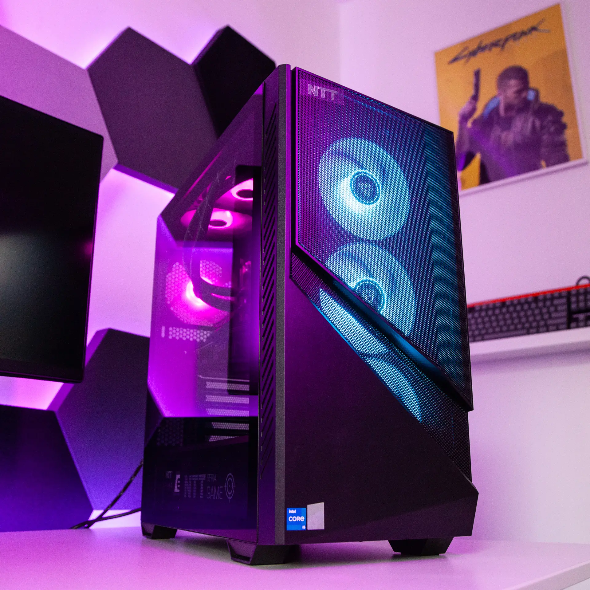 Komputer gamingowy NTT Game Pro ZKG-I7RTX4070TiS-EU0 i7-14700F 32GB RAM 2TB Dysk SSD RTX4070TiS Win11
