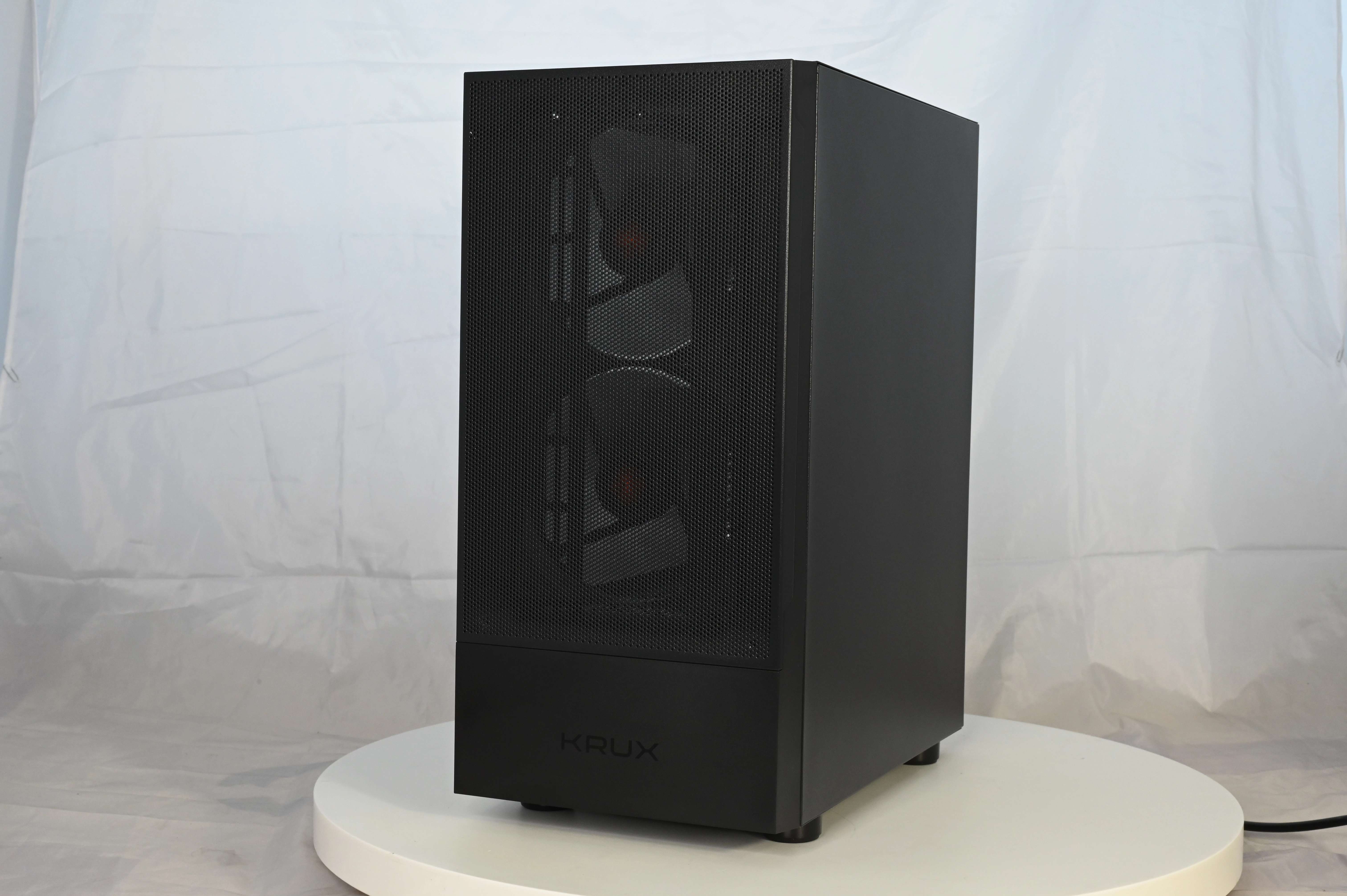 Komputer gamingowy NTT Kruks NADIR ZKG-I7R7800XT-EU01 i7-14700F 32GB RAM 1TB Dysk SSD RX7800XT Win11
