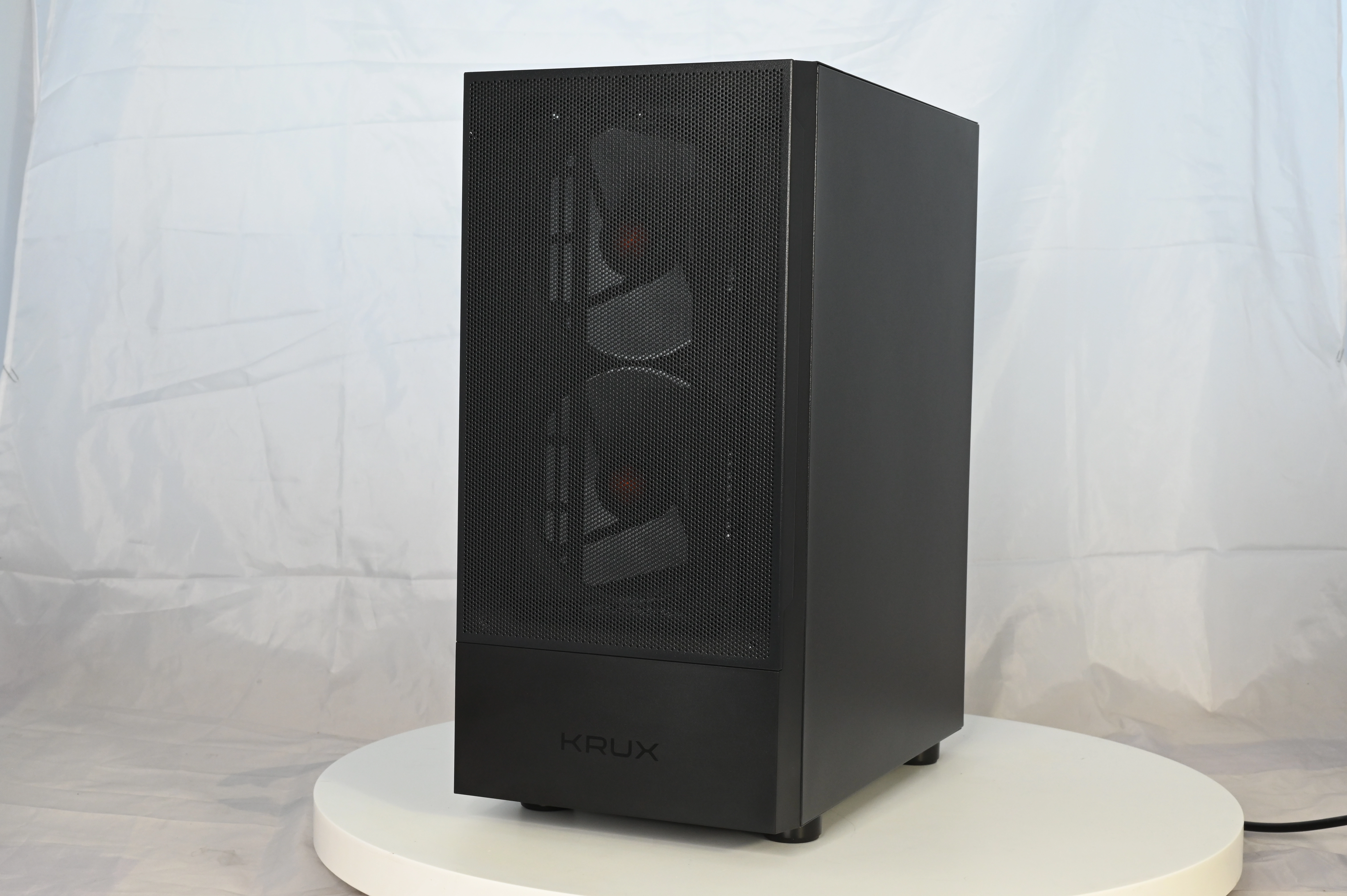 Komputer gamingowy NTT Kruks NADIR ZKG-I7R7800XT-EU01 i7-14700F 32GB RAM 1TB Dysk SSD RX7800XT Win11