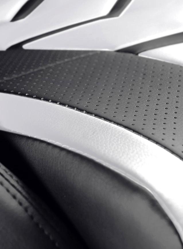 Fotel Diablo Chairs X-Fighter Normal Size - gamingowy - czarno-biały - skóra ECO - do 150kg