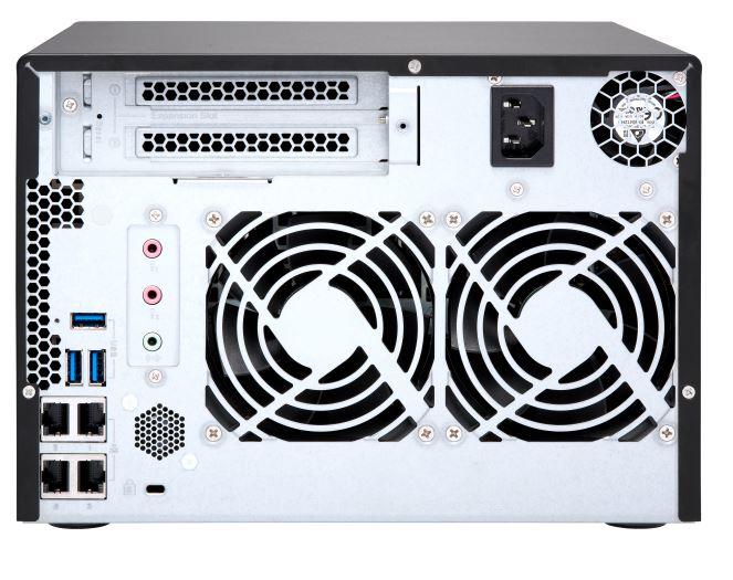 QNAP TS-673-8G