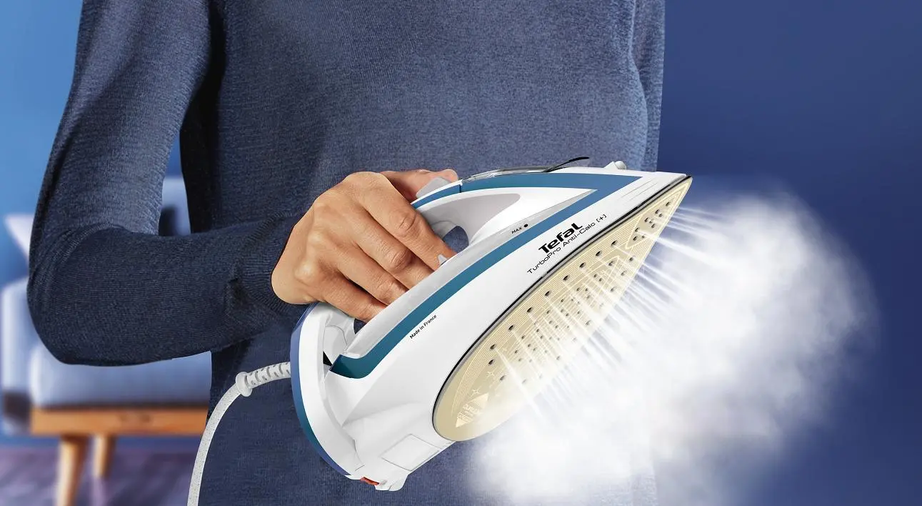 Żelazko Tefal Turbo Pro Anti-Calc FV5689 Durilium AirGlide Autoclean 240g/min