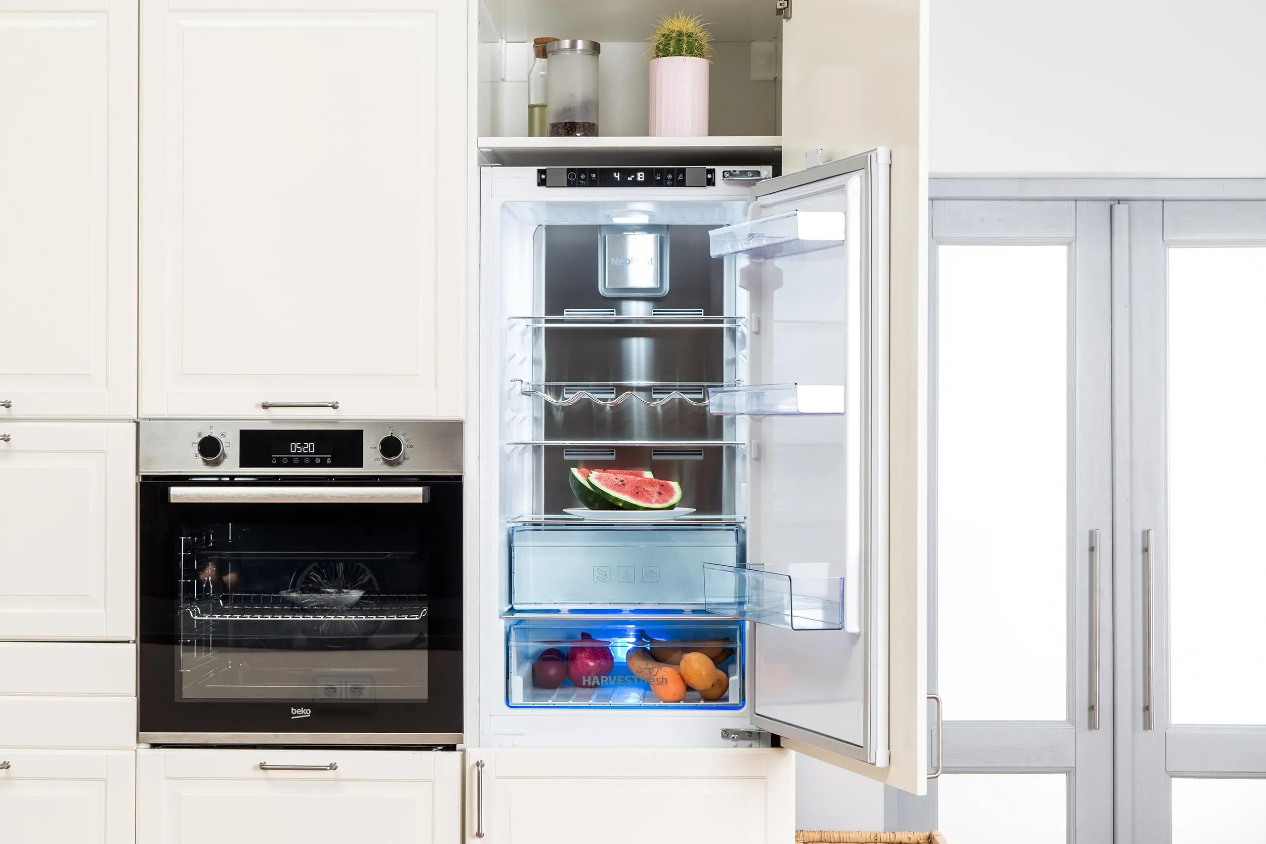 Lodówka Beko BCNA275E4SN Pełny No Frost 177,8cm Komora świeżości