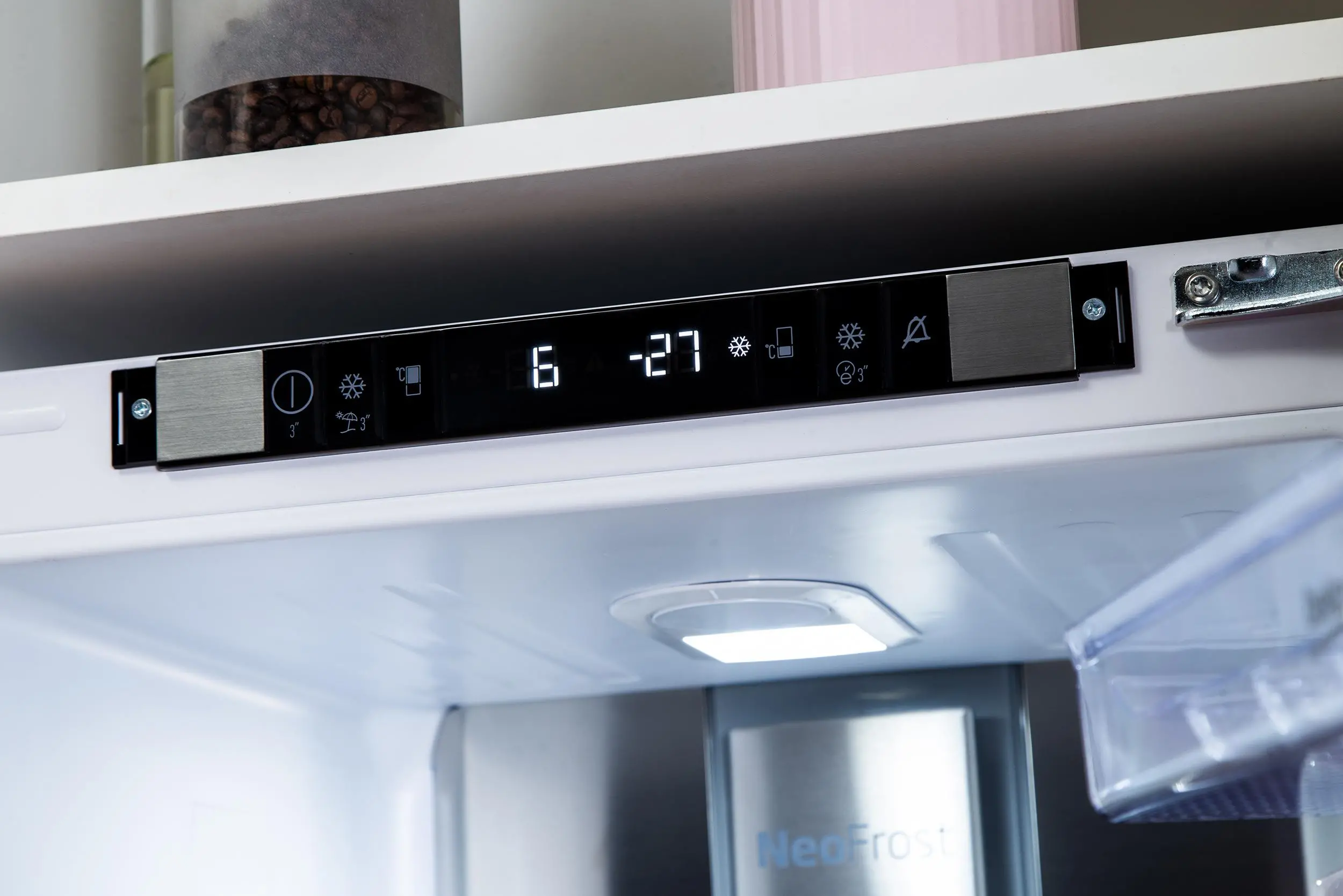 Lodówka Beko BCNA275E4SN Pełny No Frost 177,8cm Komora świeżości
