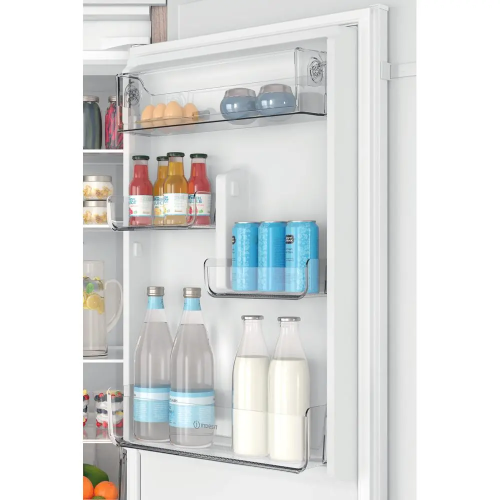 Lodówka Indesit INC18 T311 Pełny No Frost 177cm Szuflada z kontrolą wilgotności