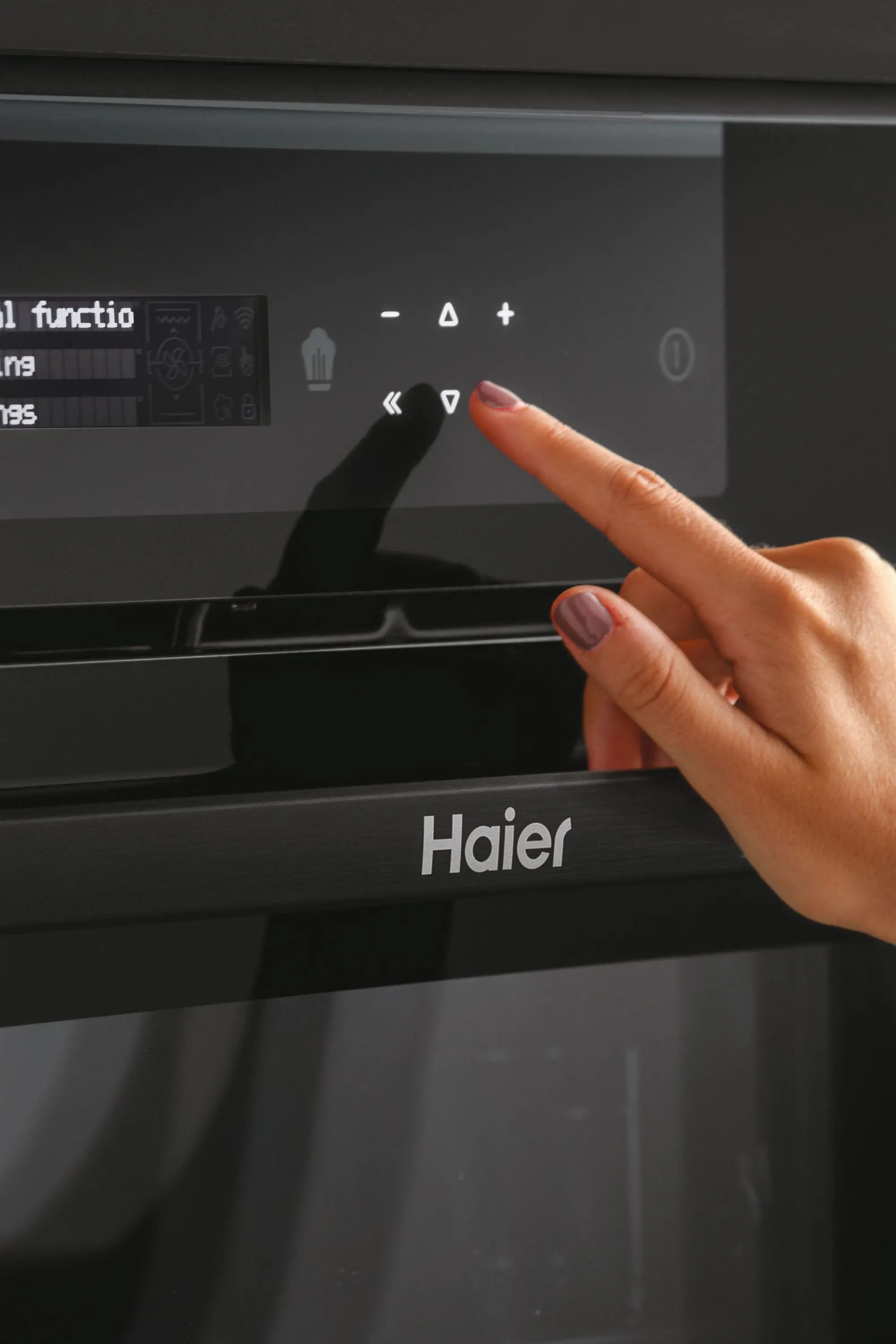 Piekarnik elektryczny Haier I-Message 2 HWO60SM2B3BH Termoobieg Zdalne sterowanie Czarny