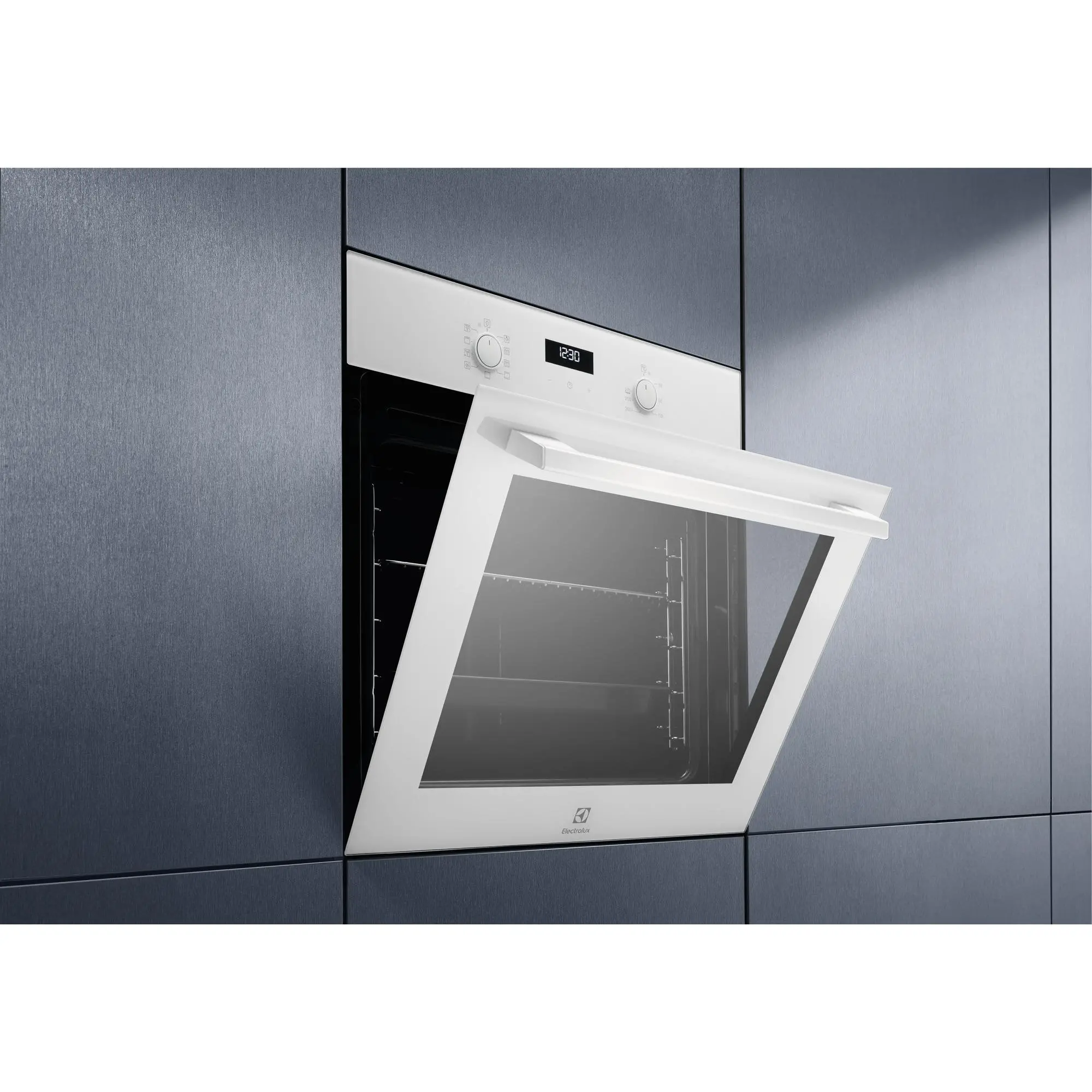 Piekarnik elektryczny Electrolux 600 SurroundCook EOF5C50BV Termoobieg Biały