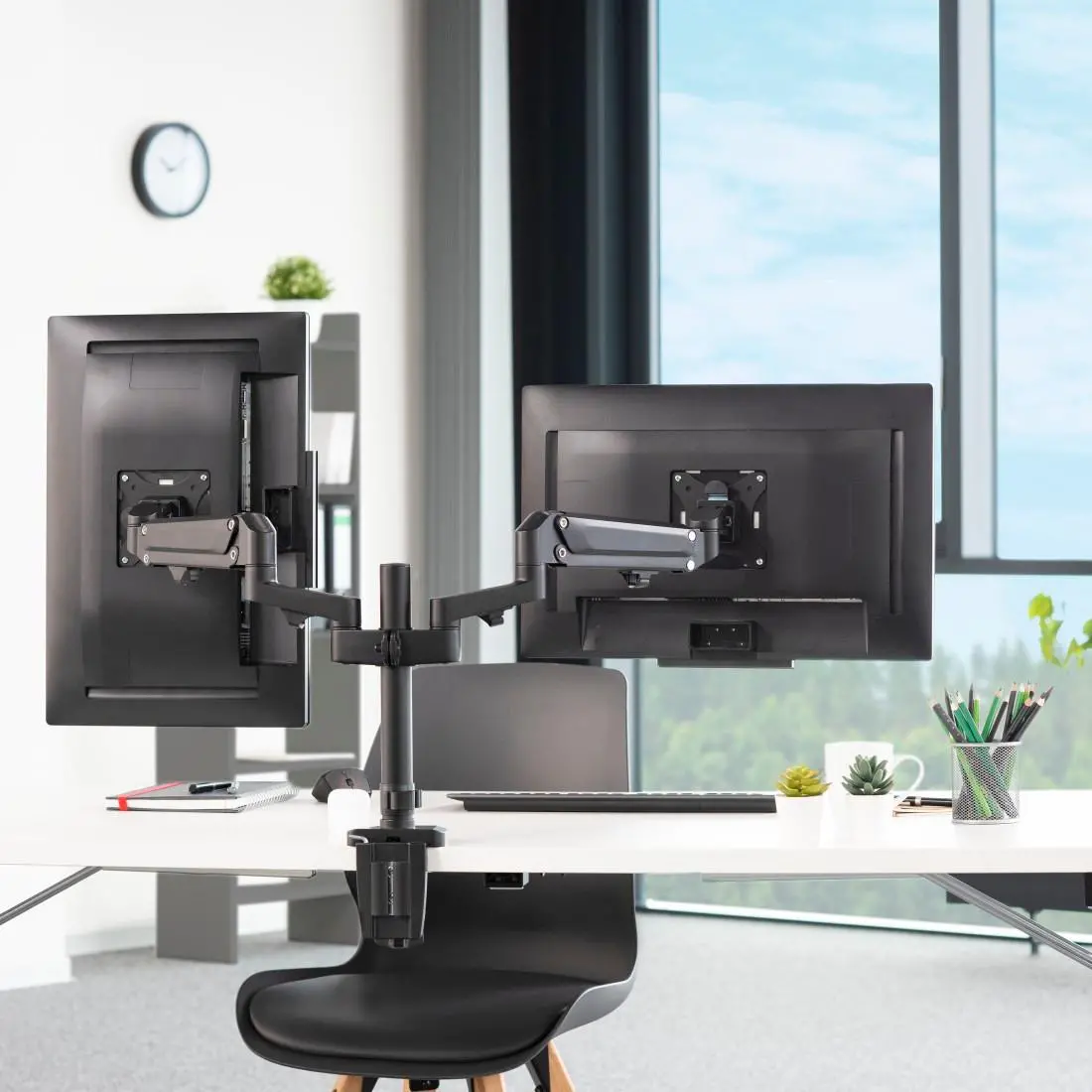 Uchwyt do monitora Hama 118498 na 2 ekrany od 13" do 32" Max 12kg